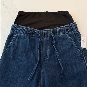 GAP Women's Blue maternity Denim Flare Jeans with Black Waistband